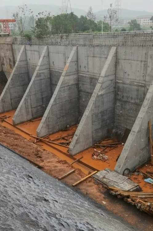 洛阳汝阳县锚杆式挡土墙